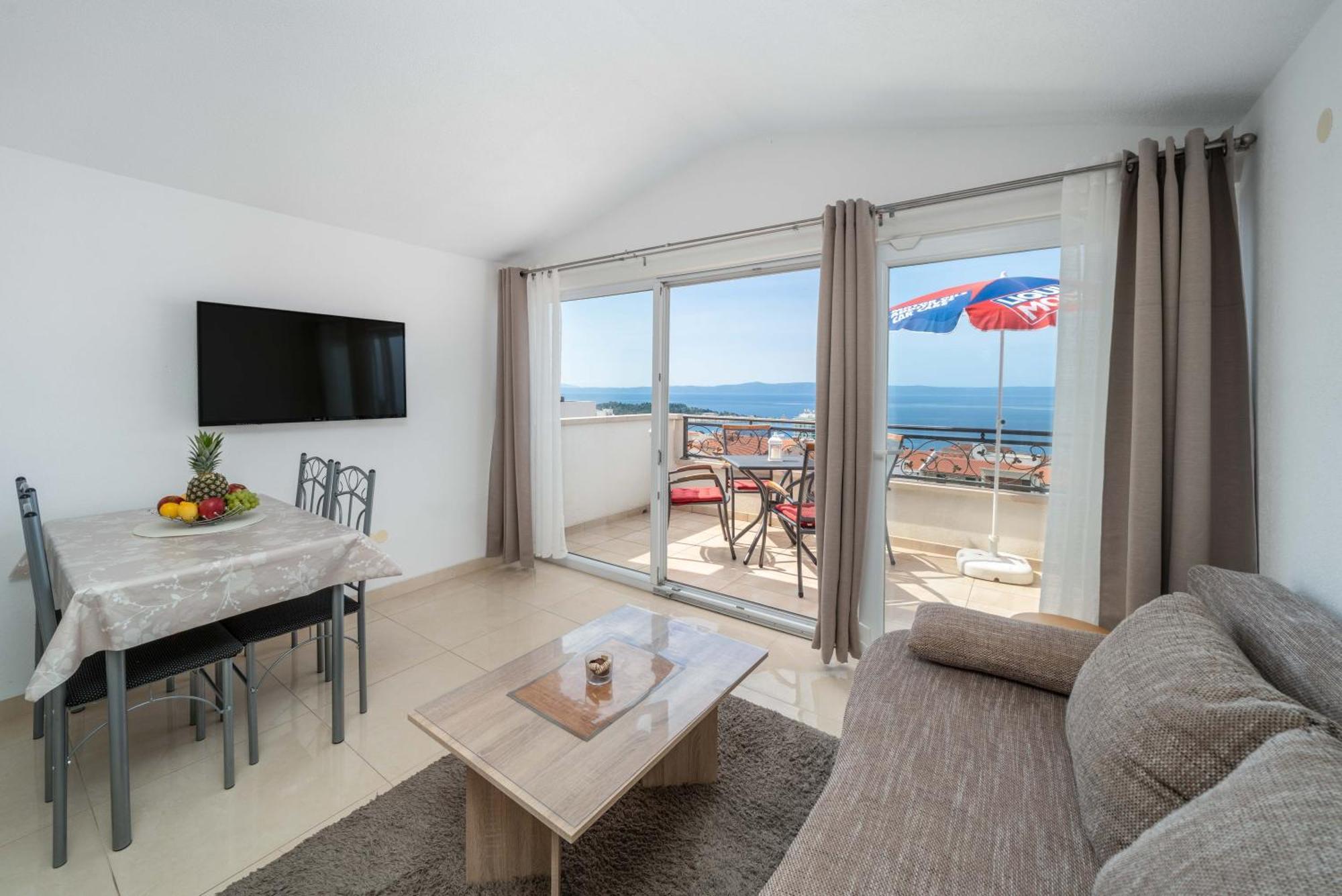 Apartment Ela Makarska