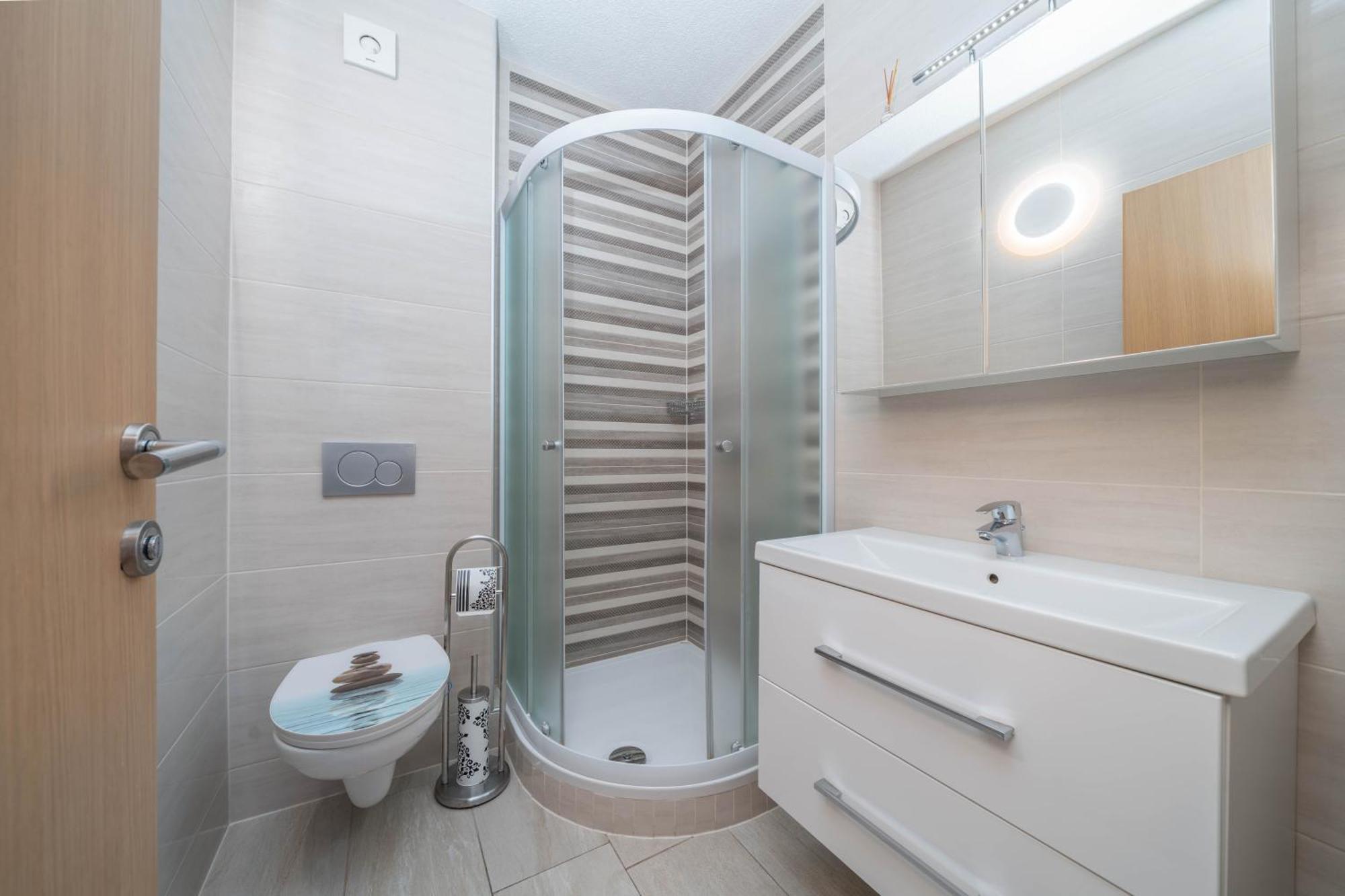 Apartment Ela Makarska
