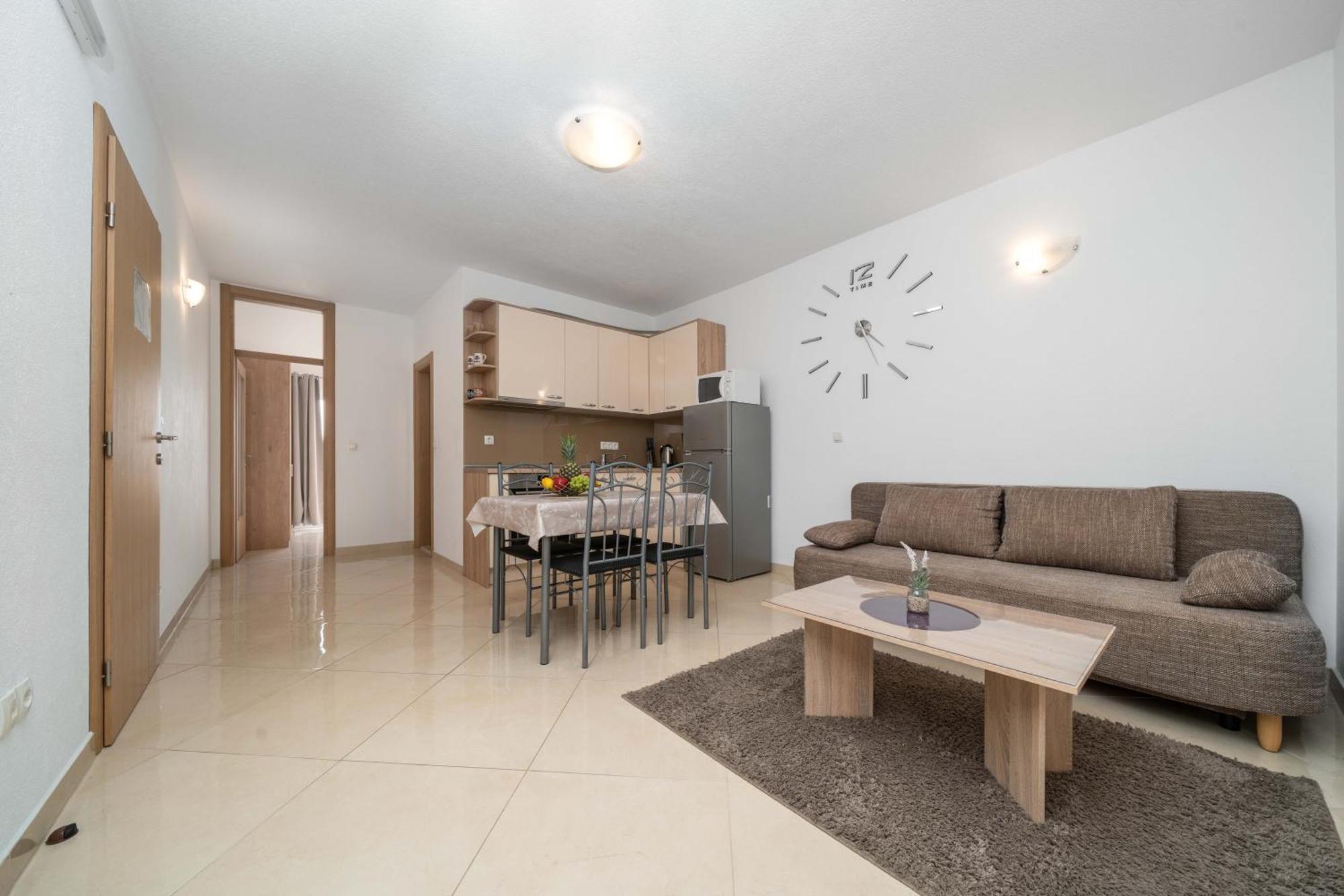 Apartment Ela